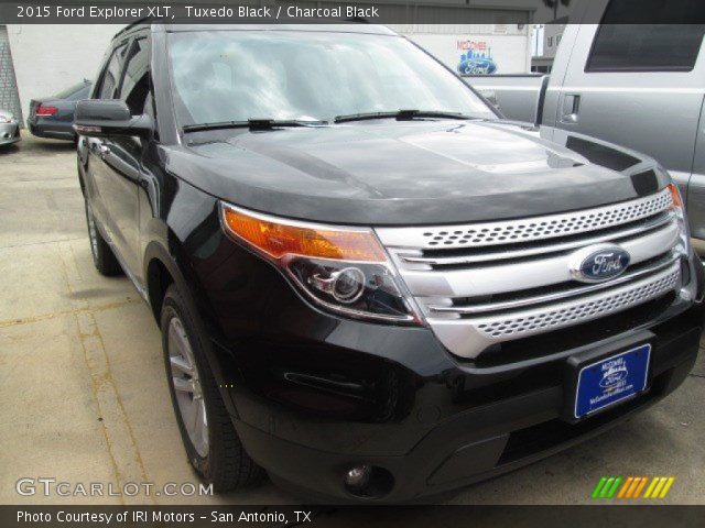 2015 Ford Explorer XLT in Tuxedo Black
