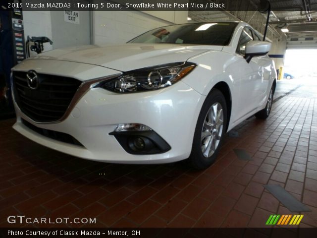 2015 Mazda MAZDA3 i Touring 5 Door in Snowflake White Pearl Mica