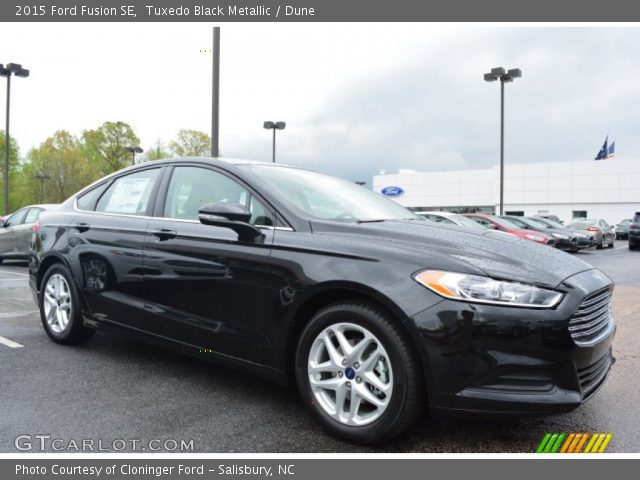 2015 Ford Fusion SE in Tuxedo Black Metallic