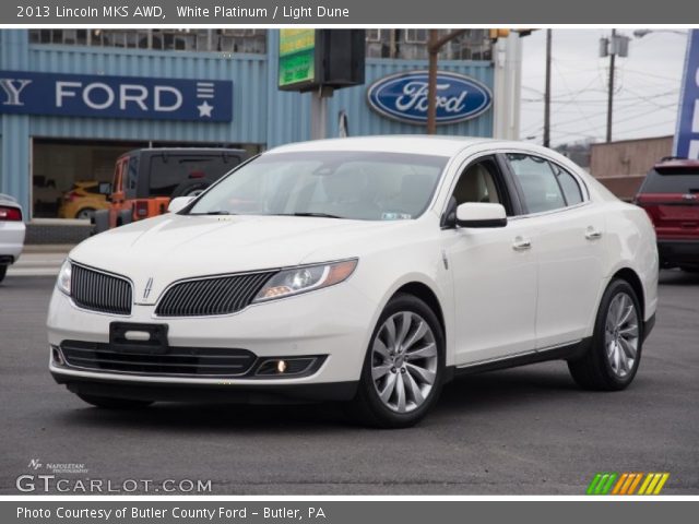 2013 Lincoln MKS AWD in White Platinum