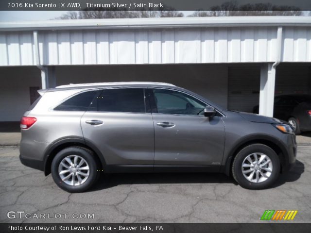 2016 Kia Sorento LX AWD in Titanium Silver