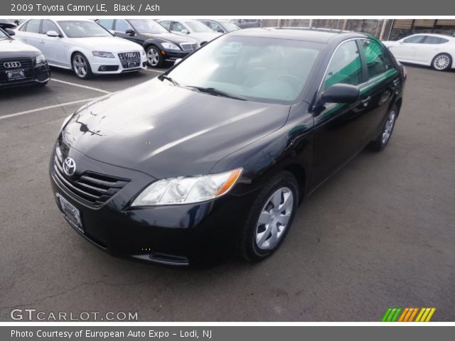 2009 Toyota Camry LE in Black
