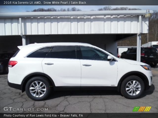 2016 Kia Sorento LX AWD in Snow White Pearl