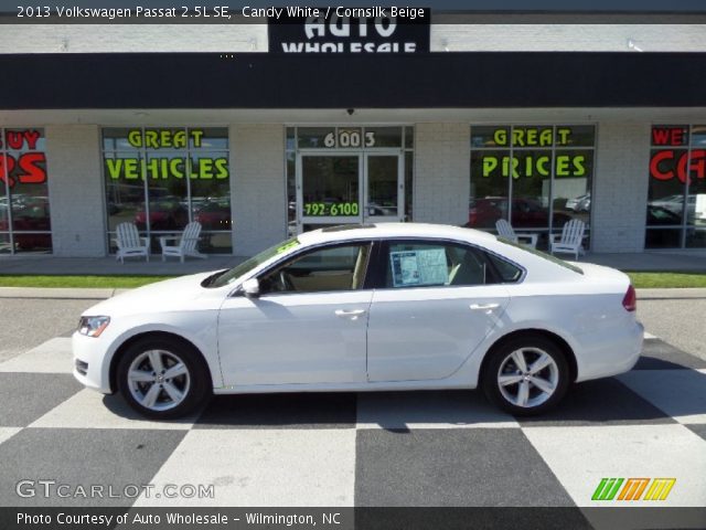 2013 Volkswagen Passat 2.5L SE in Candy White