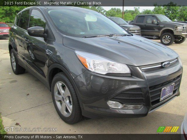2015 Ford Escape SE in Magnetic Metallic