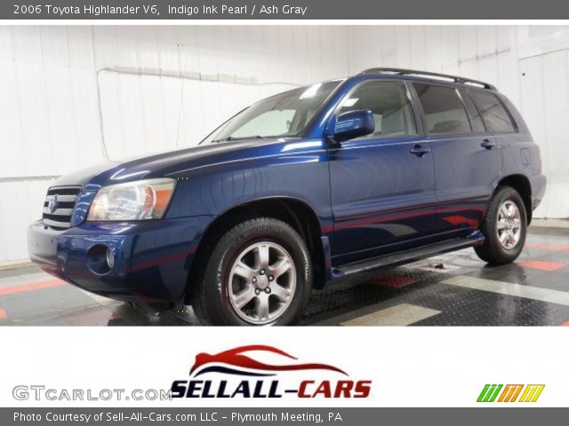 2006 Toyota Highlander V6 in Indigo Ink Pearl