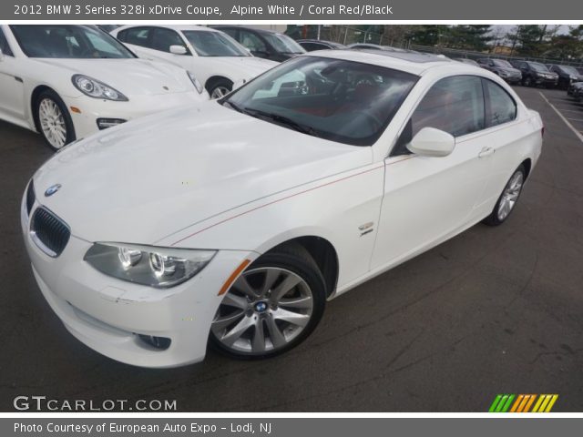2012 BMW 3 Series 328i xDrive Coupe in Alpine White