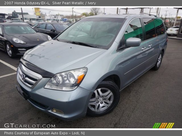 2007 Honda Odyssey EX-L in Silver Pearl Metallic