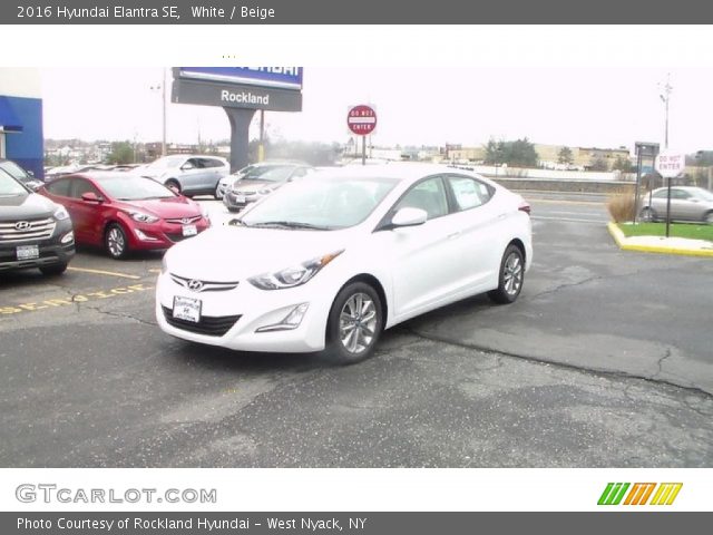 2016 Hyundai Elantra SE in White