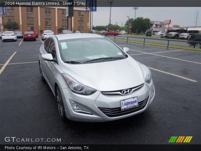 2016 Hyundai Elantra Limited in Silver