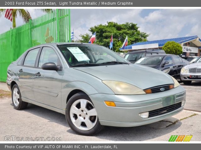 2003 Ford Focus ZTS Sedan in Light Tundra Metallic