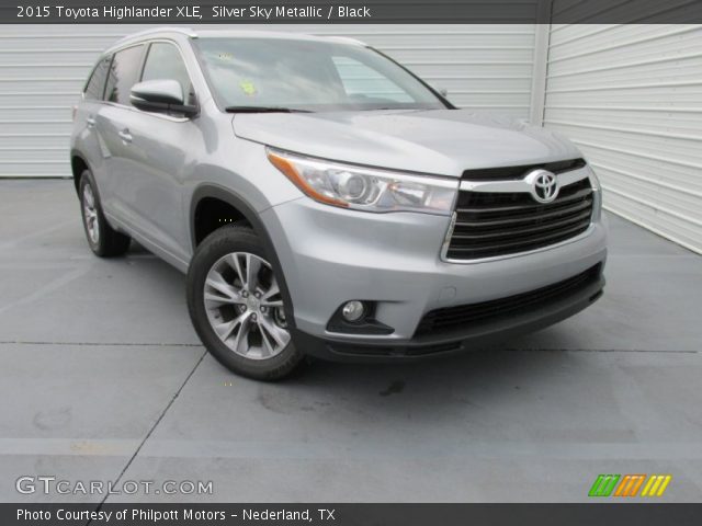 2015 Toyota Highlander XLE in Silver Sky Metallic