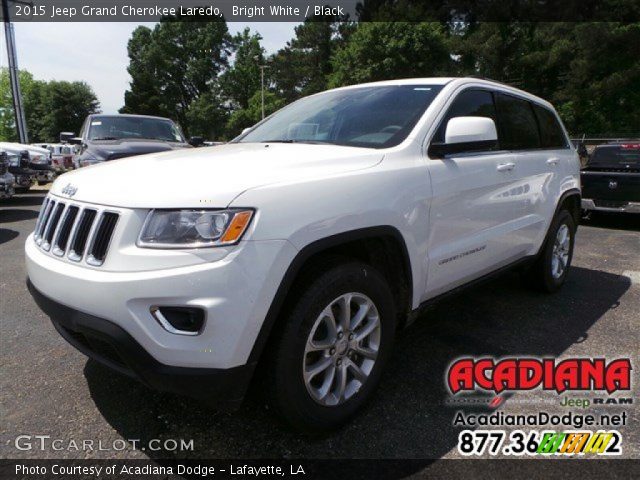 2015 Jeep Grand Cherokee Laredo in Bright White