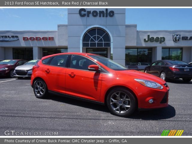 2013 Ford Focus SE Hatchback in Race Red