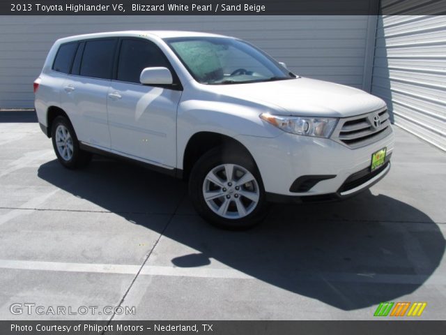 2013 Toyota Highlander V6 in Blizzard White Pearl