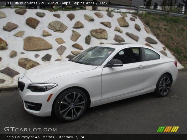 2015 BMW 2 Series 228i xDrive Coupe in Alpine White