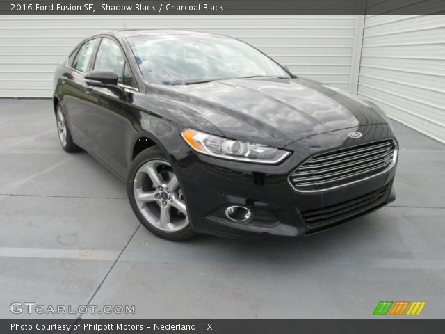 2016 Ford Fusion SE in Shadow Black