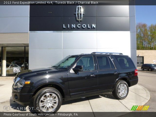 2013 Ford Expedition Limited 4x4 in Tuxedo Black