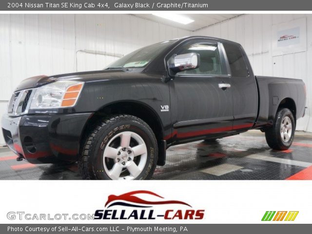 2004 Nissan Titan SE King Cab 4x4 in Galaxy Black