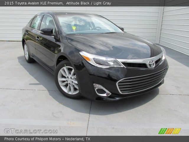 2015 Toyota Avalon XLE Premium in Attitude Black