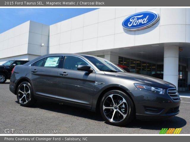 2015 Ford Taurus SEL in Magnetic Metallic