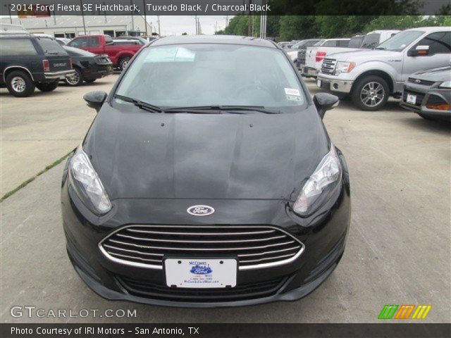 2014 Ford Fiesta SE Hatchback in Tuxedo Black