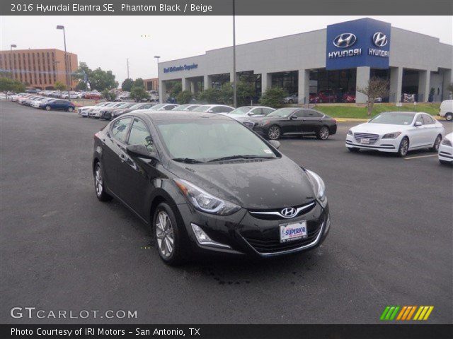 2016 Hyundai Elantra SE in Phantom Black