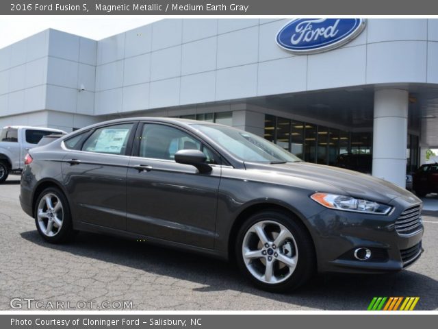 2016 Ford Fusion S in Magnetic Metallic