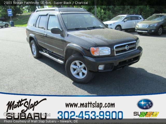 2003 Nissan Pathfinder SE 4x4 in Super Black