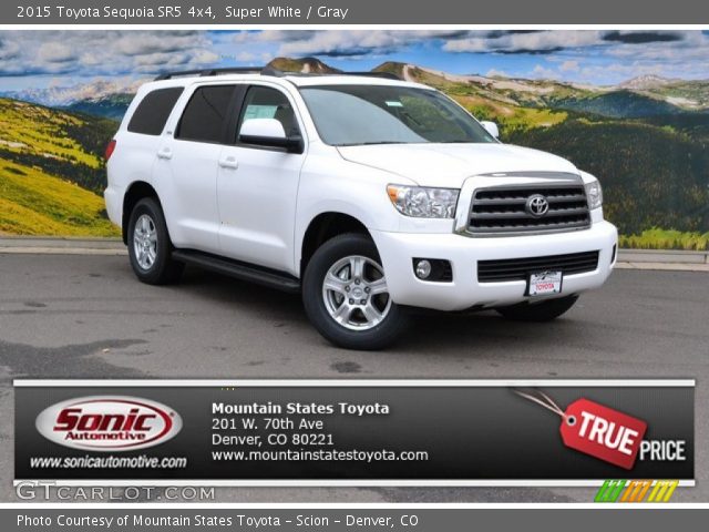 2015 Toyota Sequoia SR5 4x4 in Super White