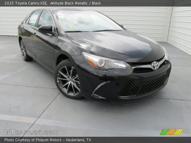 2015 Toyota Camry XSE in Attitude Black Metallic