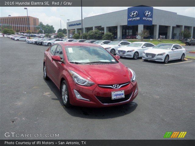 2016 Hyundai Elantra SE in Red