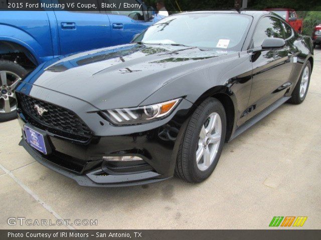 2015 Ford Mustang V6 Coupe in Black
