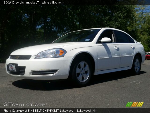 2009 Chevrolet Impala LT in White