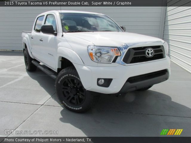 2015 Toyota Tacoma V6 PreRunner Double Cab in Super White
