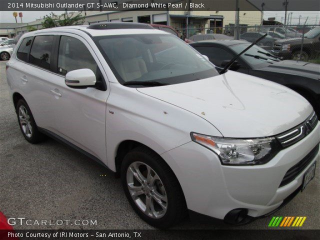 2014 Mitsubishi Outlander GT S-AWC in Diamond White Pearl