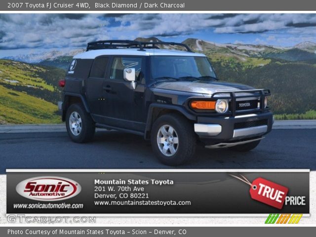 2007 Toyota FJ Cruiser 4WD in Black Diamond