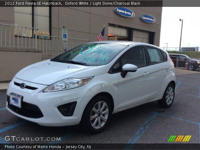2012 Ford Fiesta SE Hatchback in Oxford White