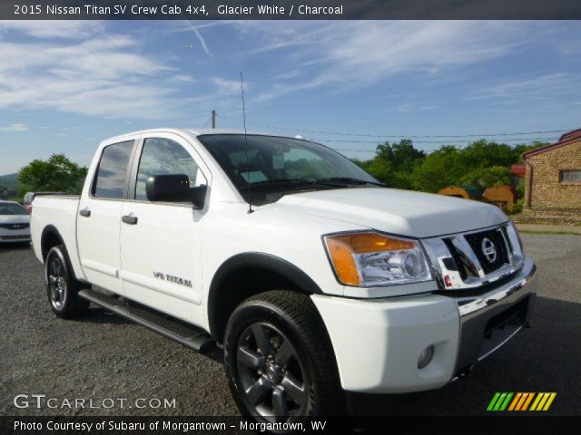 2015 Nissan Titan SV Crew Cab 4x4 in Glacier White