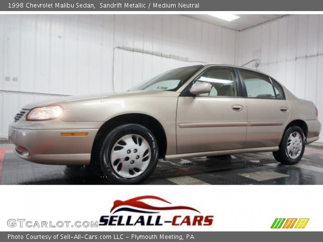 1998 Chevrolet Malibu Sedan in Sandrift Metallic