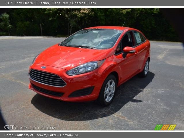 2015 Ford Fiesta SE Sedan in Race Red