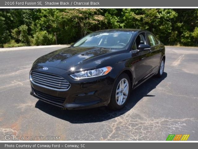 2016 Ford Fusion SE in Shadow Black