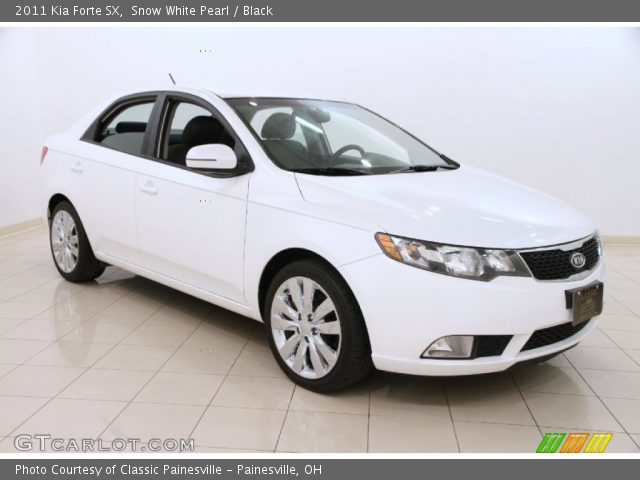 2011 Kia Forte SX in Snow White Pearl