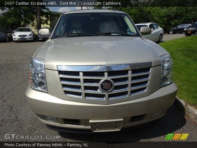 2007 Cadillac Escalade AWD in Gold Mist