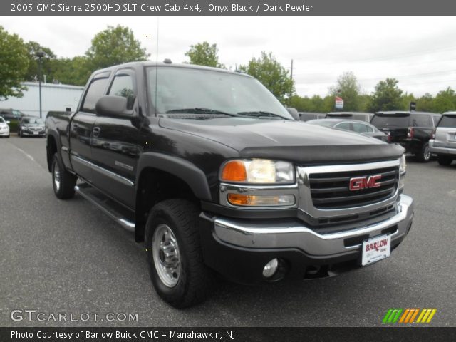 2005 GMC Sierra 2500HD SLT Crew Cab 4x4 in Onyx Black