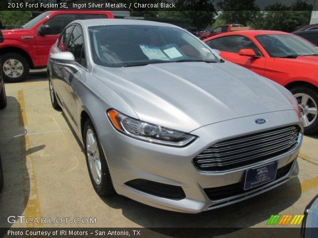 2016 Ford Fusion SE in Ingot Silver Metallic