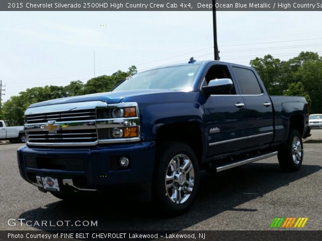 2015 Chevrolet Silverado 2500HD High Country Crew Cab 4x4 in Deep Ocean Blue Metallic