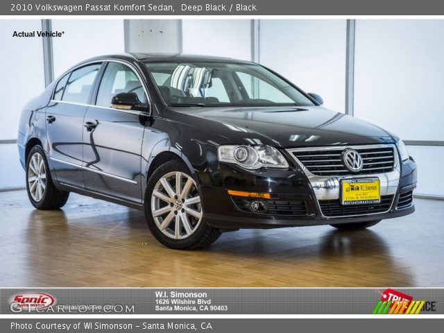 2010 Volkswagen Passat Komfort Sedan in Deep Black