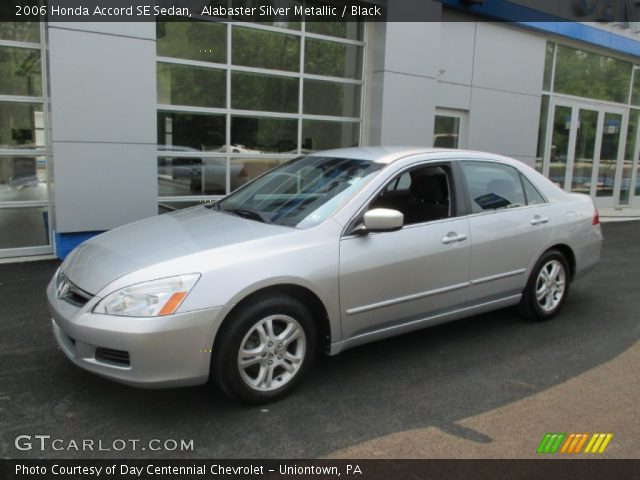 2006 Honda Accord SE Sedan in Alabaster Silver Metallic