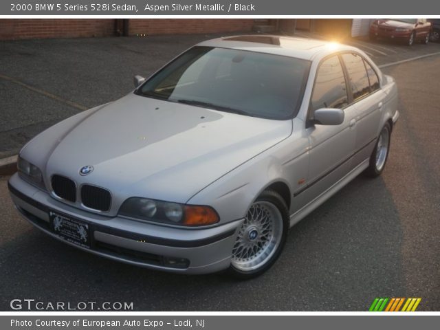 2000 BMW 5 Series 528i Sedan in Aspen Silver Metallic
